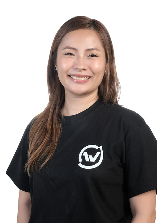 Cristina Team Manager One World Courier